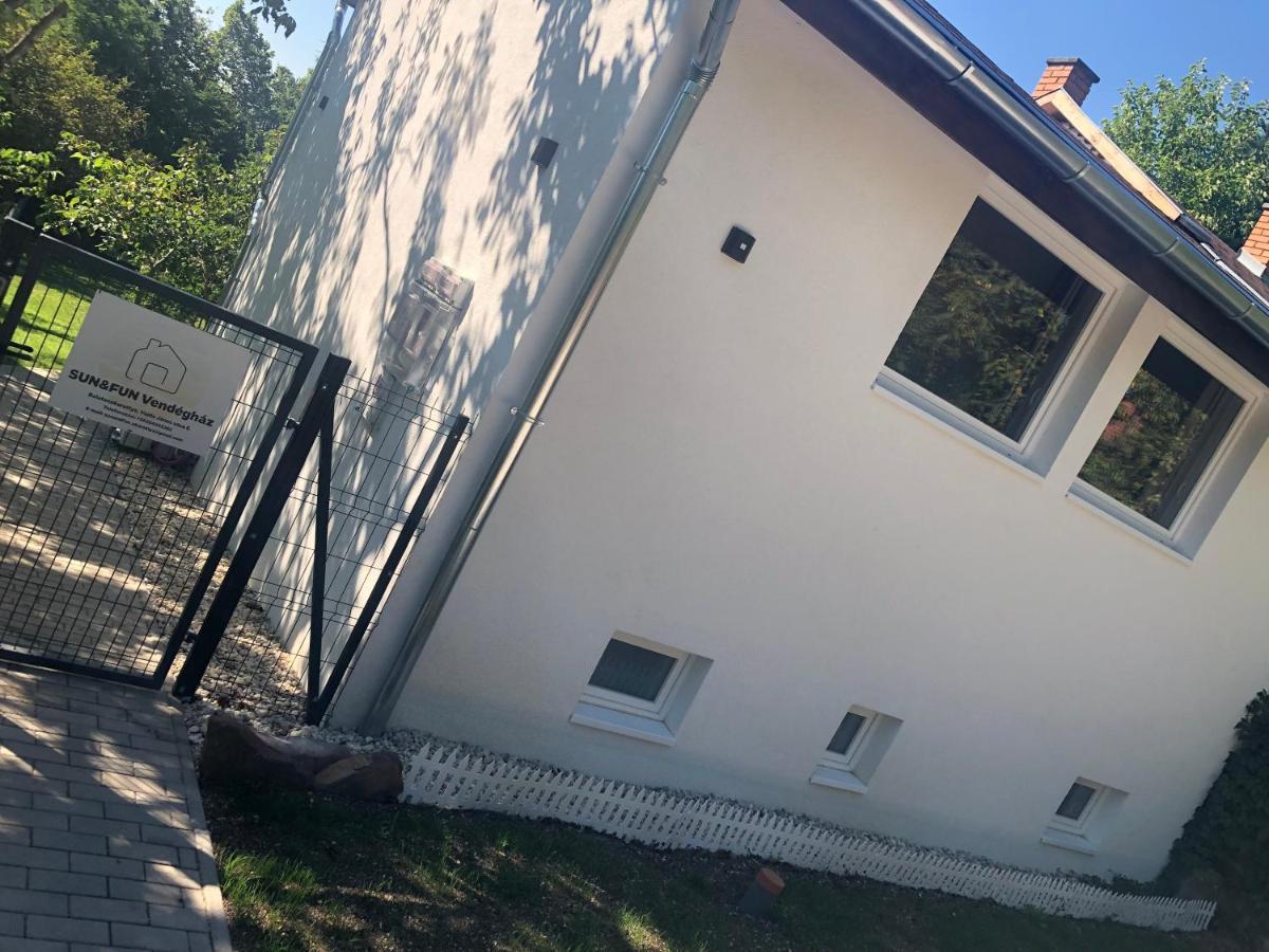 Villa Sun&Fun Vendeghaz Balatonakarattya Exterior foto